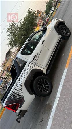 تويوتا هايلوكس